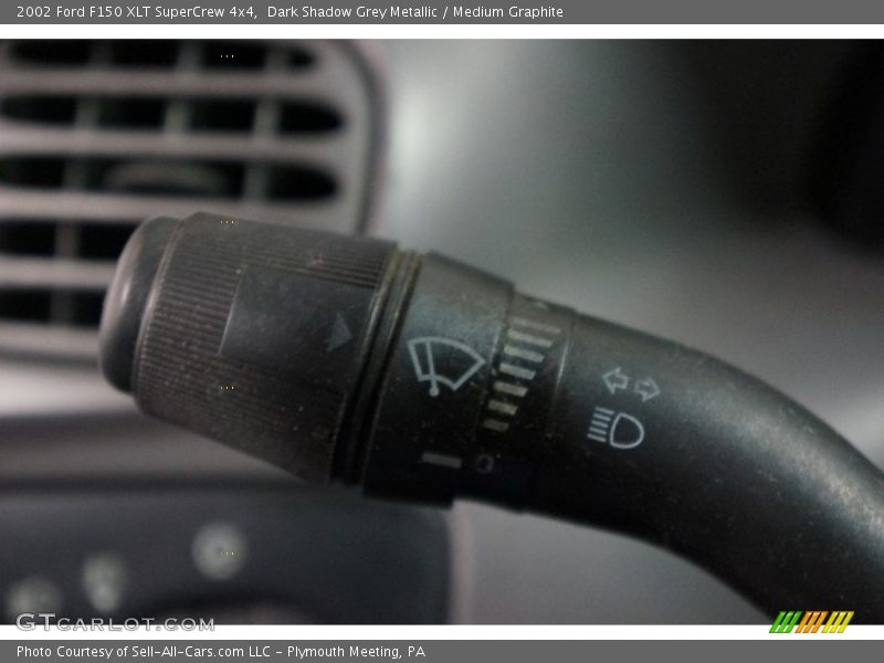 Dark Shadow Grey Metallic / Medium Graphite 2002 Ford F150 XLT SuperCrew 4x4