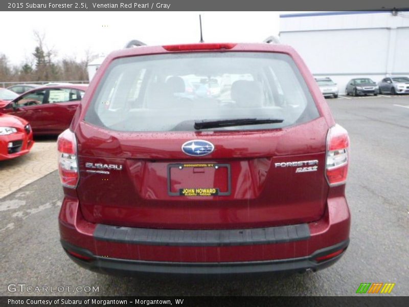 Venetian Red Pearl / Gray 2015 Subaru Forester 2.5i