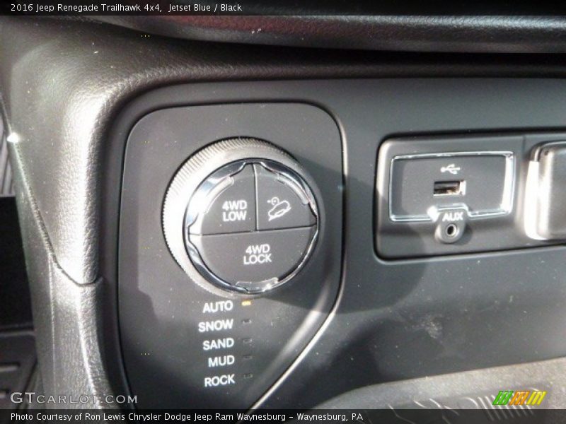 Jetset Blue / Black 2016 Jeep Renegade Trailhawk 4x4