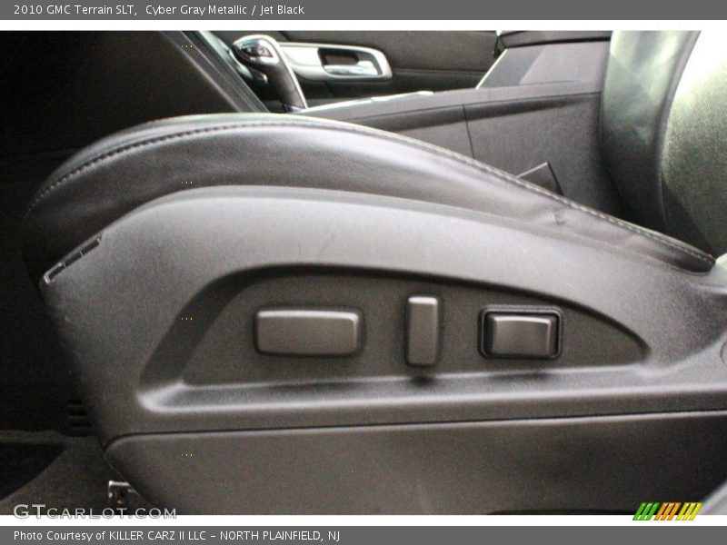 Cyber Gray Metallic / Jet Black 2010 GMC Terrain SLT