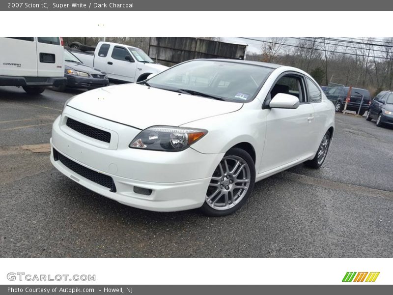 Super White / Dark Charcoal 2007 Scion tC