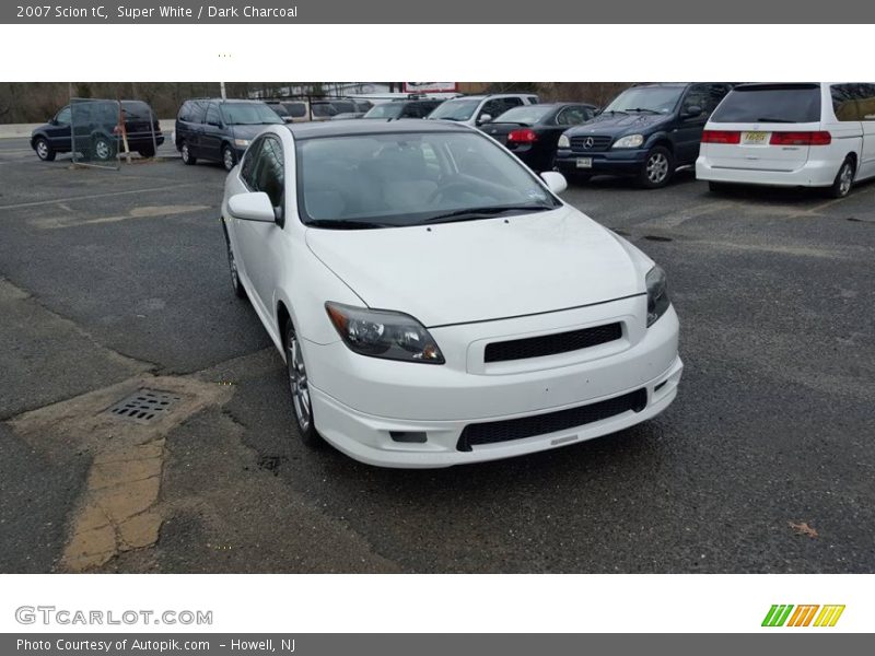 Super White / Dark Charcoal 2007 Scion tC