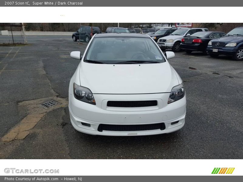 Super White / Dark Charcoal 2007 Scion tC