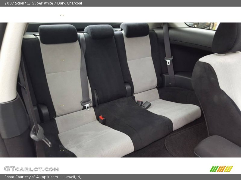 Super White / Dark Charcoal 2007 Scion tC