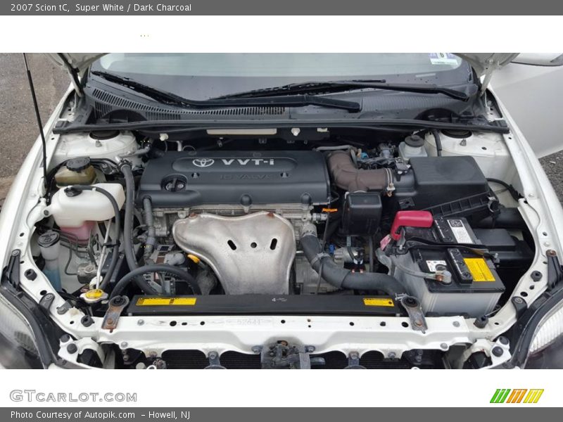 Super White / Dark Charcoal 2007 Scion tC