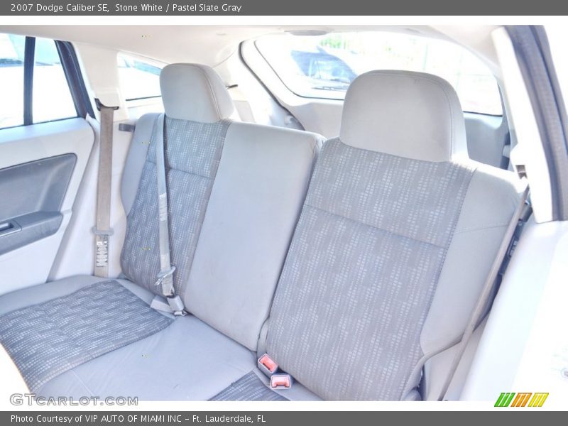 Stone White / Pastel Slate Gray 2007 Dodge Caliber SE