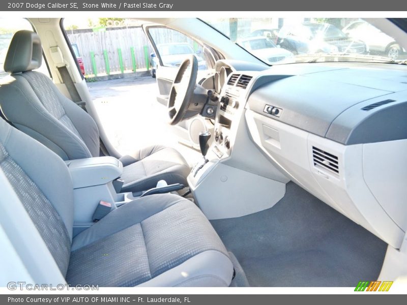 Stone White / Pastel Slate Gray 2007 Dodge Caliber SE