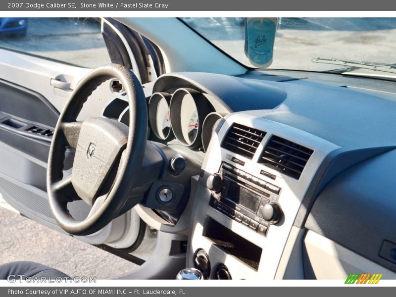 Stone White / Pastel Slate Gray 2007 Dodge Caliber SE