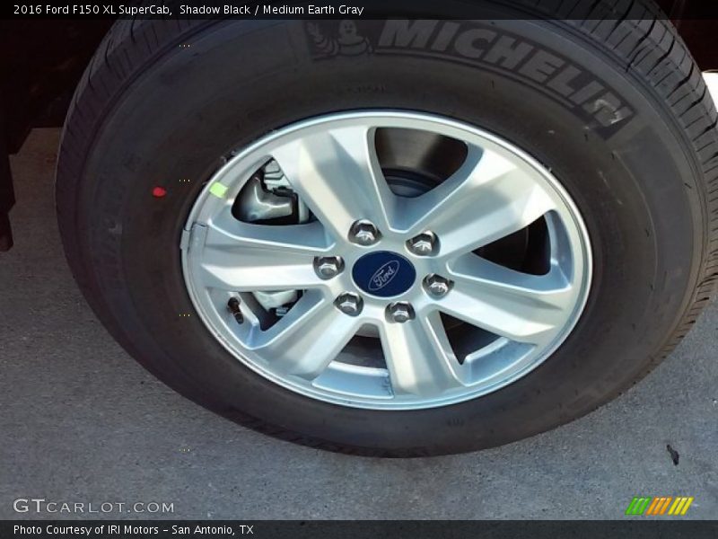 Shadow Black / Medium Earth Gray 2016 Ford F150 XL SuperCab