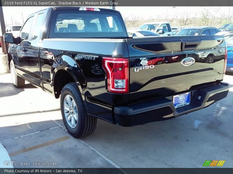 Shadow Black / Medium Earth Gray 2016 Ford F150 XL SuperCab