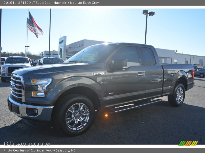Magnetic / Medium Earth Gray 2016 Ford F150 XLT SuperCab