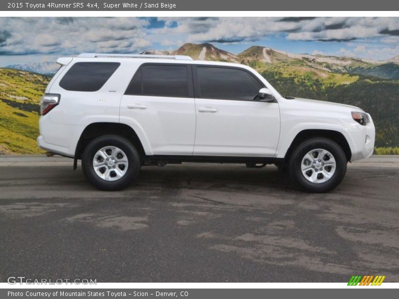 Super White / Sand Beige 2015 Toyota 4Runner SR5 4x4