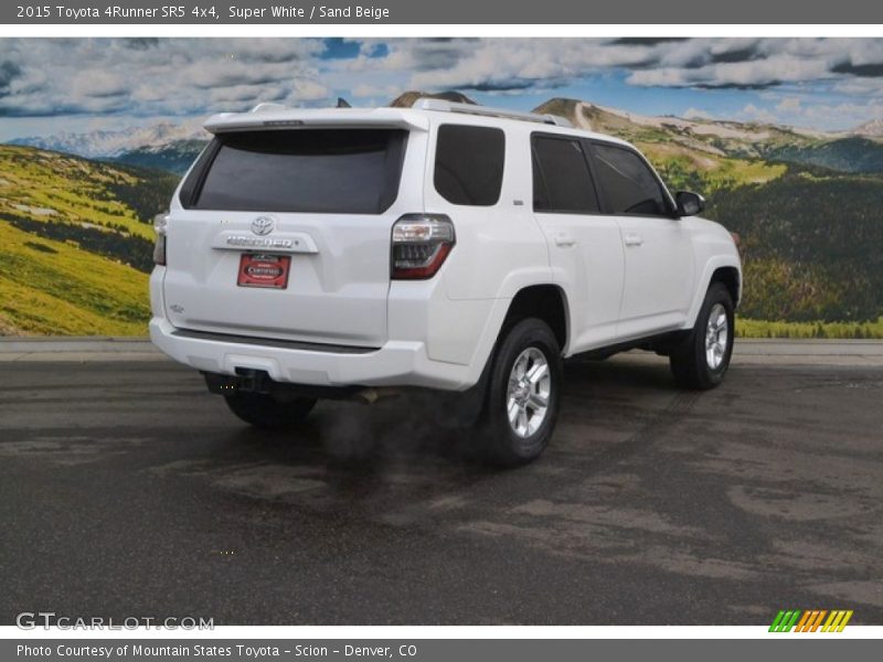 Super White / Sand Beige 2015 Toyota 4Runner SR5 4x4