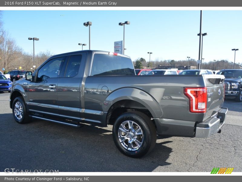 Magnetic / Medium Earth Gray 2016 Ford F150 XLT SuperCab