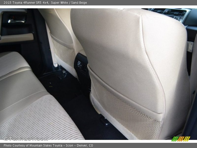 Super White / Sand Beige 2015 Toyota 4Runner SR5 4x4
