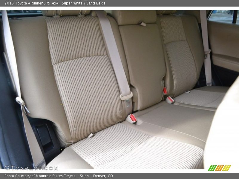 Super White / Sand Beige 2015 Toyota 4Runner SR5 4x4