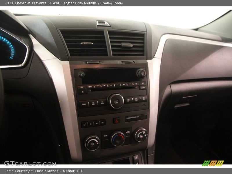 Cyber Gray Metallic / Ebony/Ebony 2011 Chevrolet Traverse LT AWD