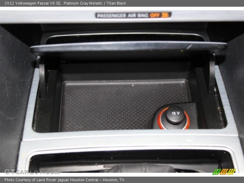 Platinum Gray Metallic / Titan Black 2012 Volkswagen Passat V6 SE