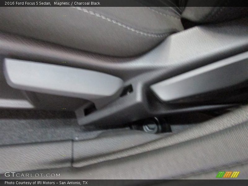 Magnetic / Charcoal Black 2016 Ford Focus S Sedan