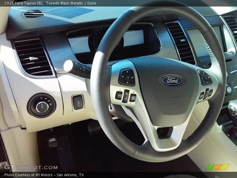 Tuxedo Black Metallic / Dune 2015 Ford Taurus SEL