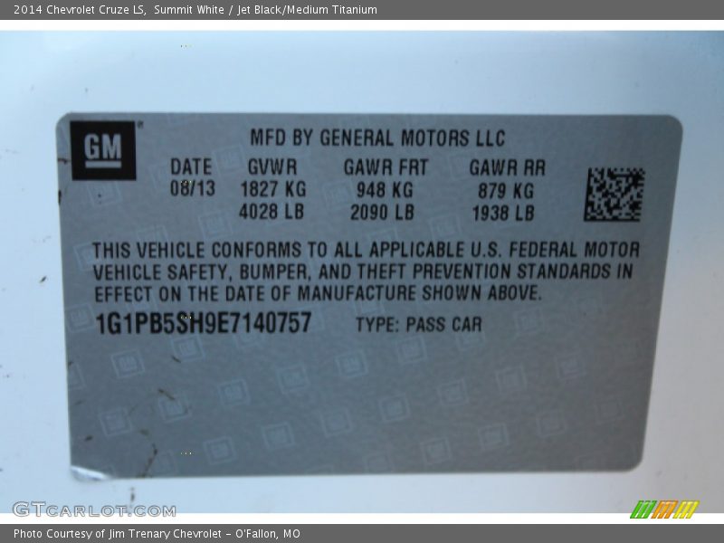 Summit White / Jet Black/Medium Titanium 2014 Chevrolet Cruze LS
