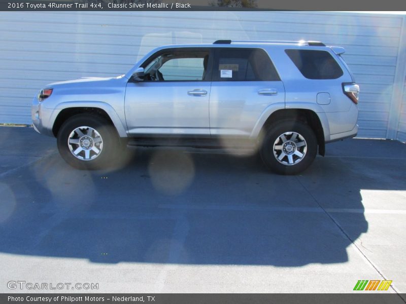 Classic Silver Metallic / Black 2016 Toyota 4Runner Trail 4x4