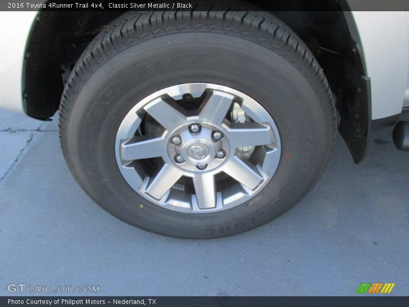 Classic Silver Metallic / Black 2016 Toyota 4Runner Trail 4x4
