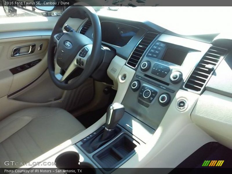 Caribou / Dune 2016 Ford Taurus SE