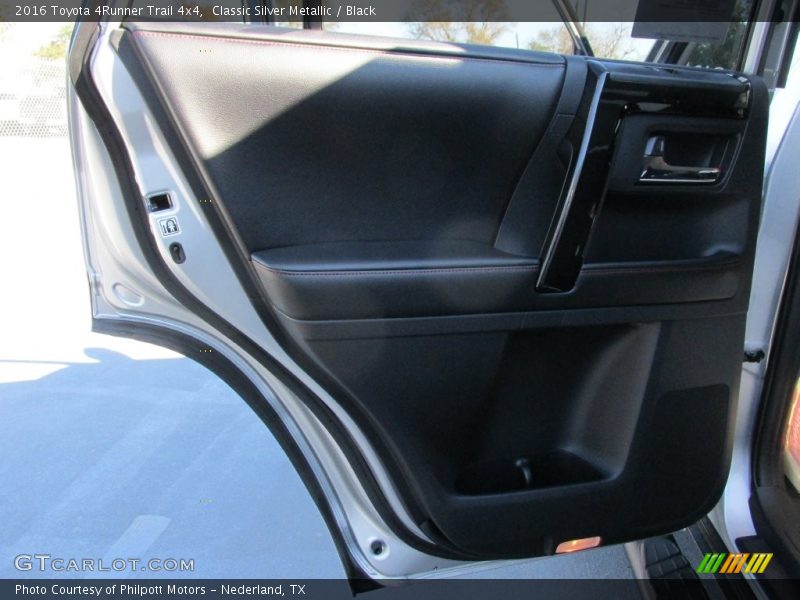 Classic Silver Metallic / Black 2016 Toyota 4Runner Trail 4x4