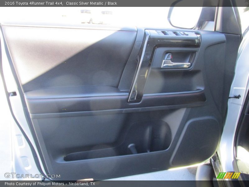 Classic Silver Metallic / Black 2016 Toyota 4Runner Trail 4x4