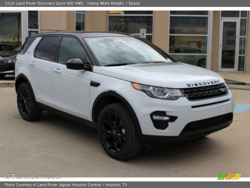 Yulong White Metallic / Ebony 2016 Land Rover Discovery Sport HSE 4WD