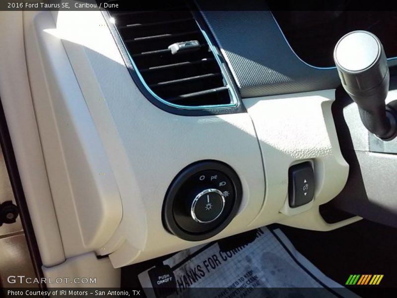 Caribou / Dune 2016 Ford Taurus SE