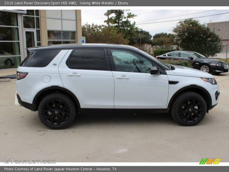 Yulong White Metallic / Ebony 2016 Land Rover Discovery Sport HSE 4WD