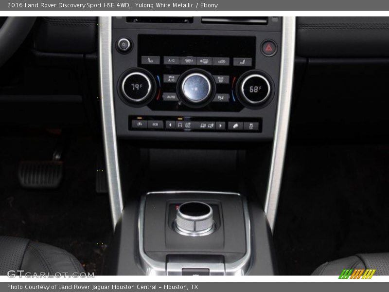 Yulong White Metallic / Ebony 2016 Land Rover Discovery Sport HSE 4WD