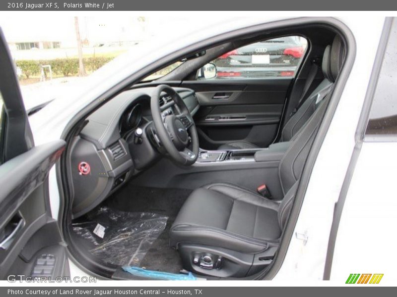 Polaris White / Jet 2016 Jaguar XF S