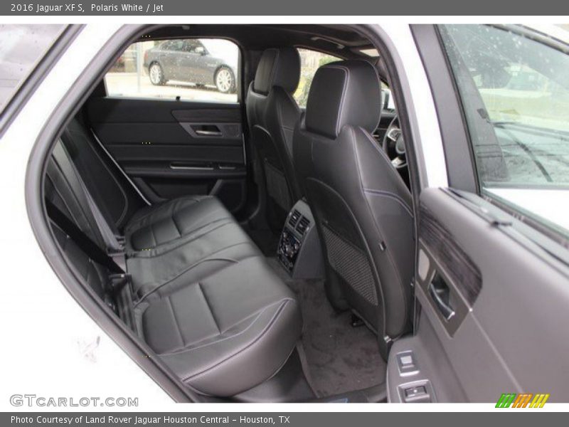 Polaris White / Jet 2016 Jaguar XF S