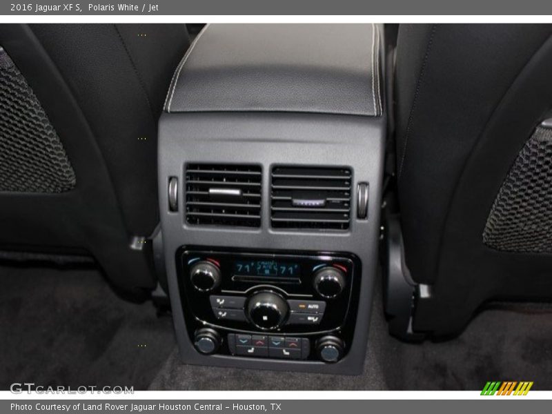 Polaris White / Jet 2016 Jaguar XF S