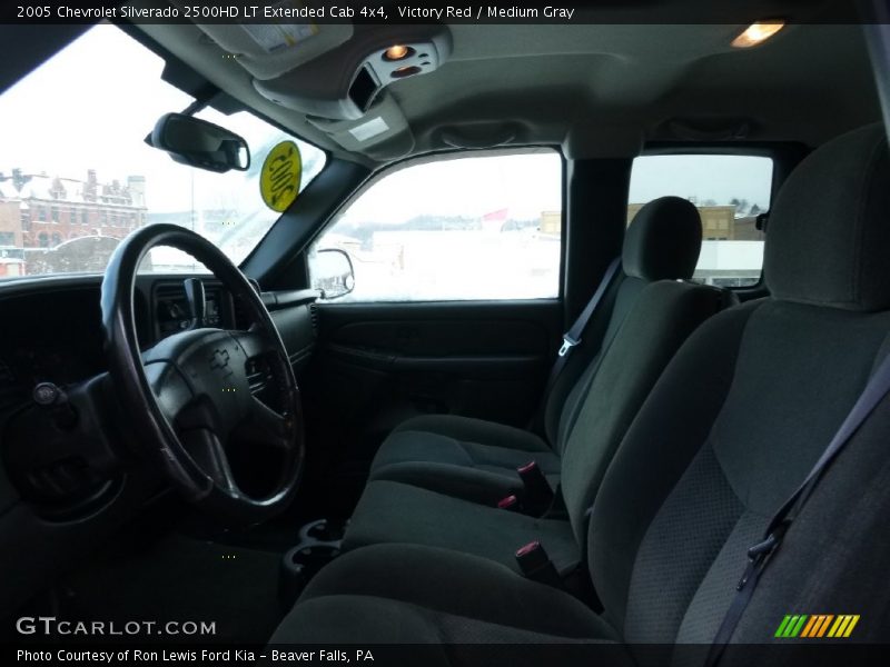 Victory Red / Medium Gray 2005 Chevrolet Silverado 2500HD LT Extended Cab 4x4