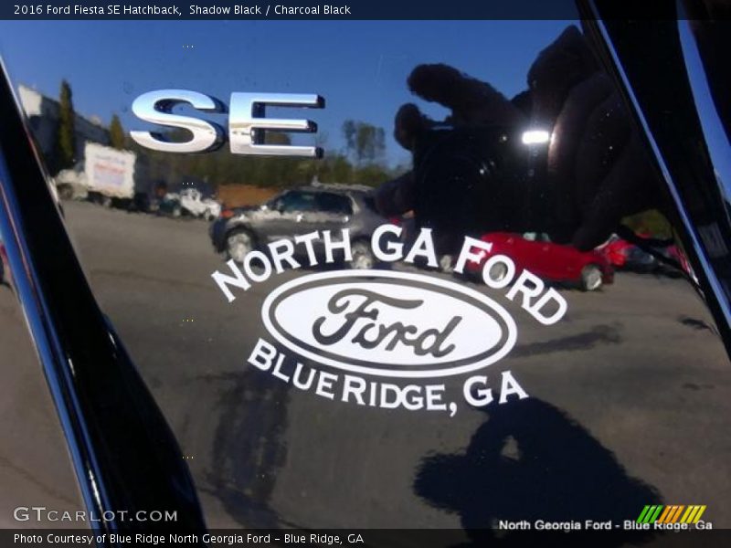 Shadow Black / Charcoal Black 2016 Ford Fiesta SE Hatchback