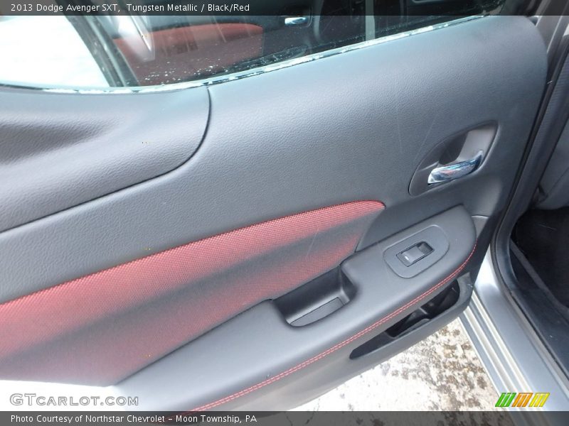Tungsten Metallic / Black/Red 2013 Dodge Avenger SXT