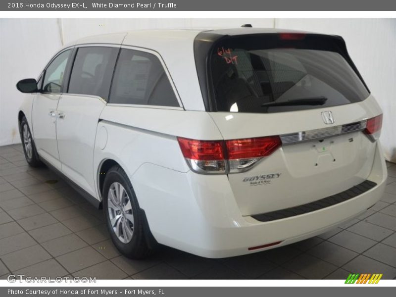White Diamond Pearl / Truffle 2016 Honda Odyssey EX-L