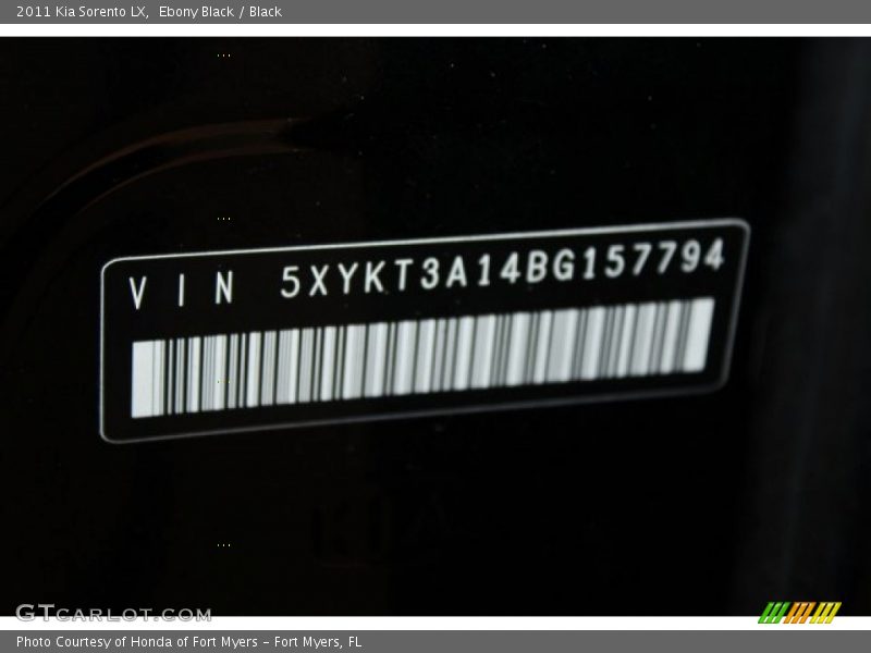 Ebony Black / Black 2011 Kia Sorento LX