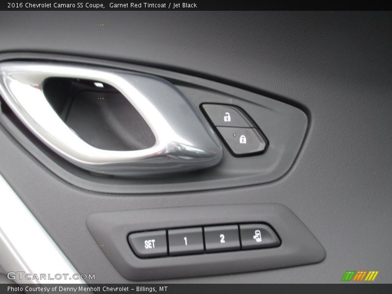 Controls of 2016 Camaro SS Coupe