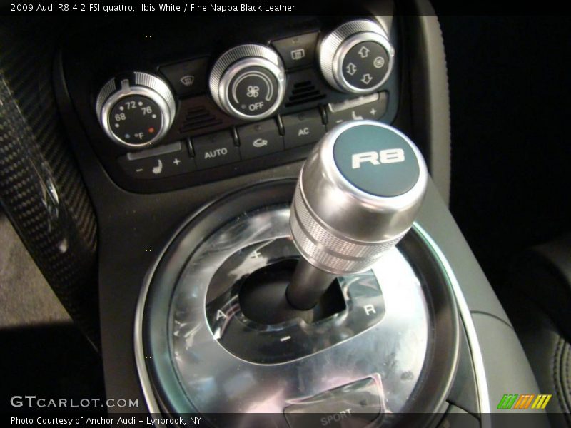 Ibis White / Fine Nappa Black Leather 2009 Audi R8 4.2 FSI quattro