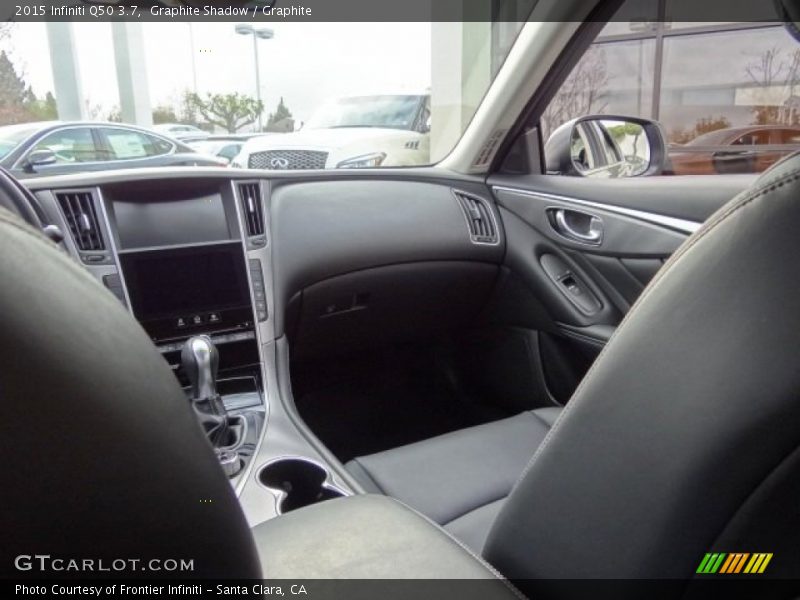 Graphite Shadow / Graphite 2015 Infiniti Q50 3.7