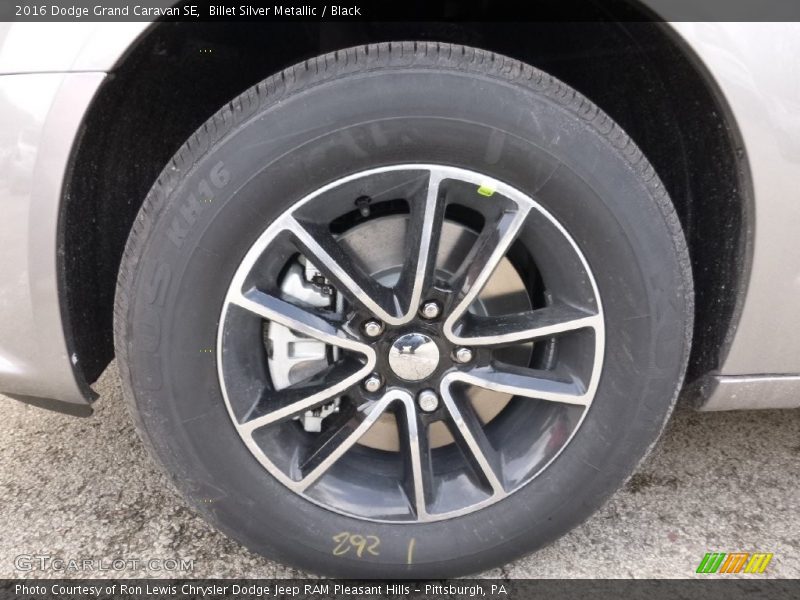 Billet Silver Metallic / Black 2016 Dodge Grand Caravan SE