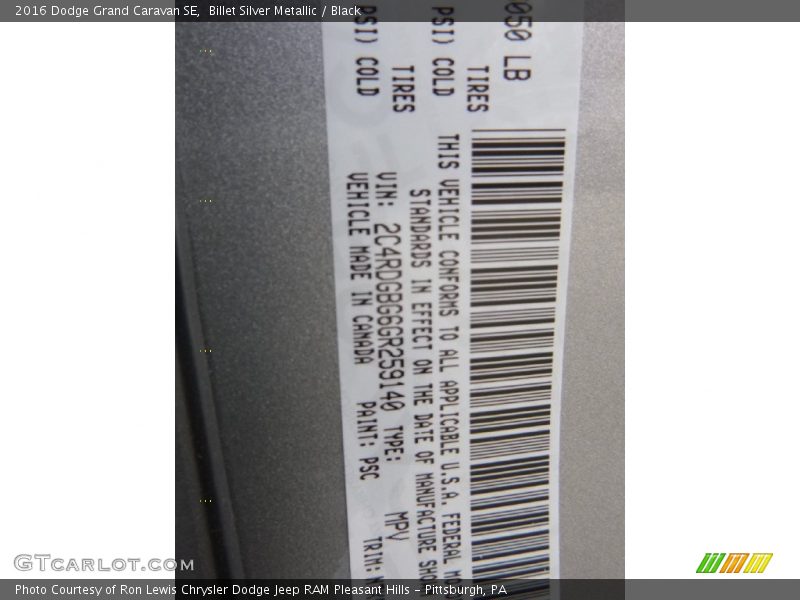 Billet Silver Metallic / Black 2016 Dodge Grand Caravan SE