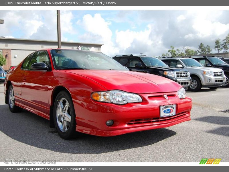 Victory Red / Ebony 2005 Chevrolet Monte Carlo Supercharged SS