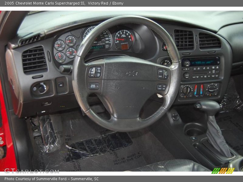 Victory Red / Ebony 2005 Chevrolet Monte Carlo Supercharged SS