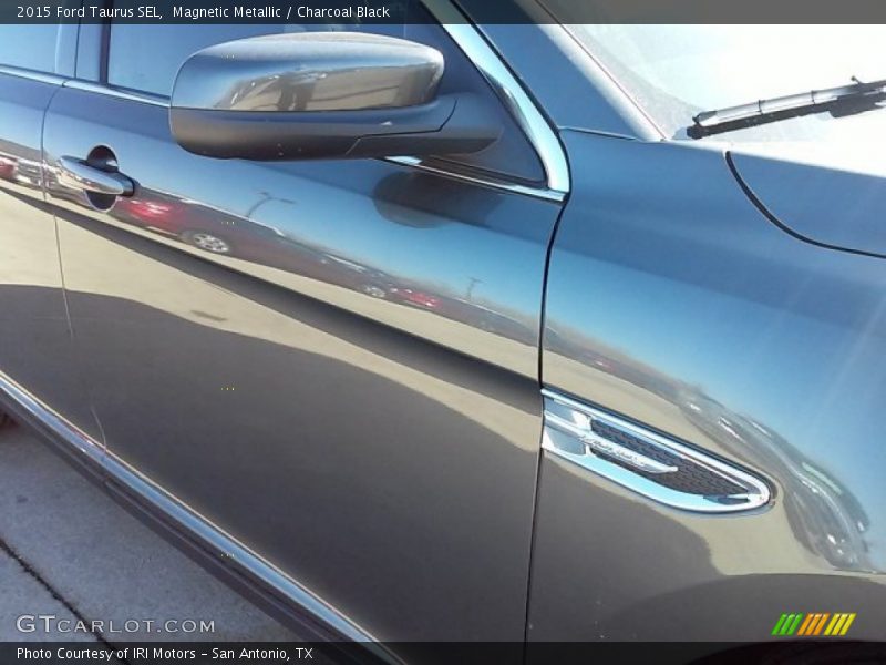 Magnetic Metallic / Charcoal Black 2015 Ford Taurus SEL
